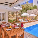 Mystic Private Pool-garden & Sea Views In Location Βίλα Καλκάν