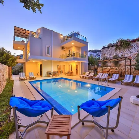 Mystic Private Pool-garden & Sea Views In Location * 卡尔坎