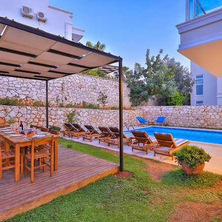 Mystic Private Pool-garden & Sea Views In Location 卡尔坎