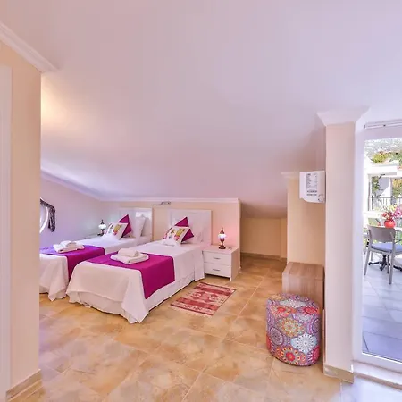 Mystic Private Pool-garden & Sea Views In Location *