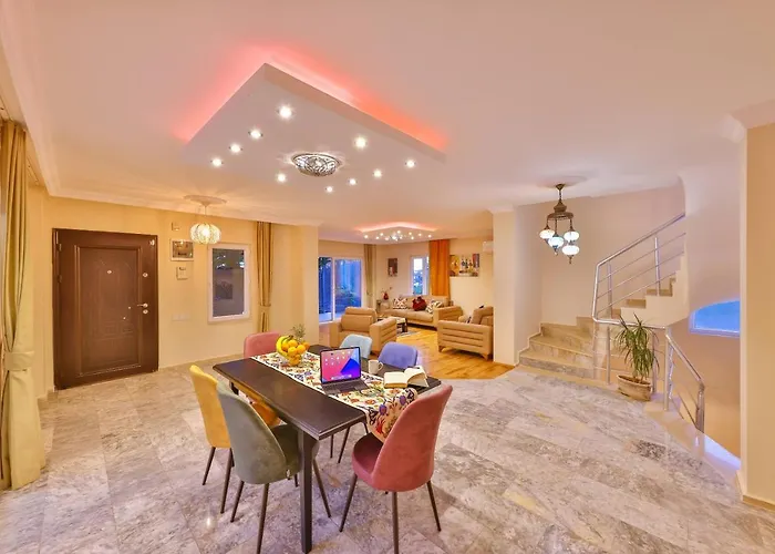 Mystic Private Pool-garden & Sea Views In Location Villa *